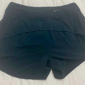 Lululemon Speed Up Short, 4 inch, size 6 tall